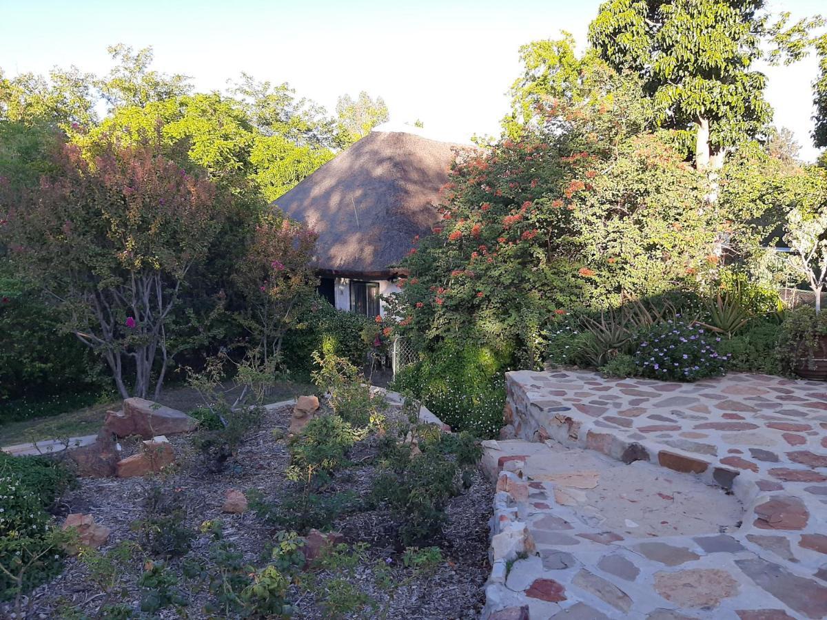 קלאנוויליאם Rosenhof Nut Hut Cottage מראה חיצוני תמונה