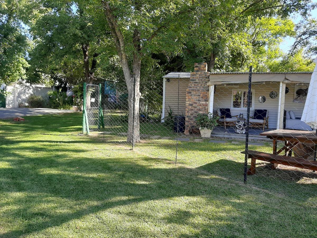 קלאנוויליאם Rosenhof Nut Hut Cottage מראה חיצוני תמונה